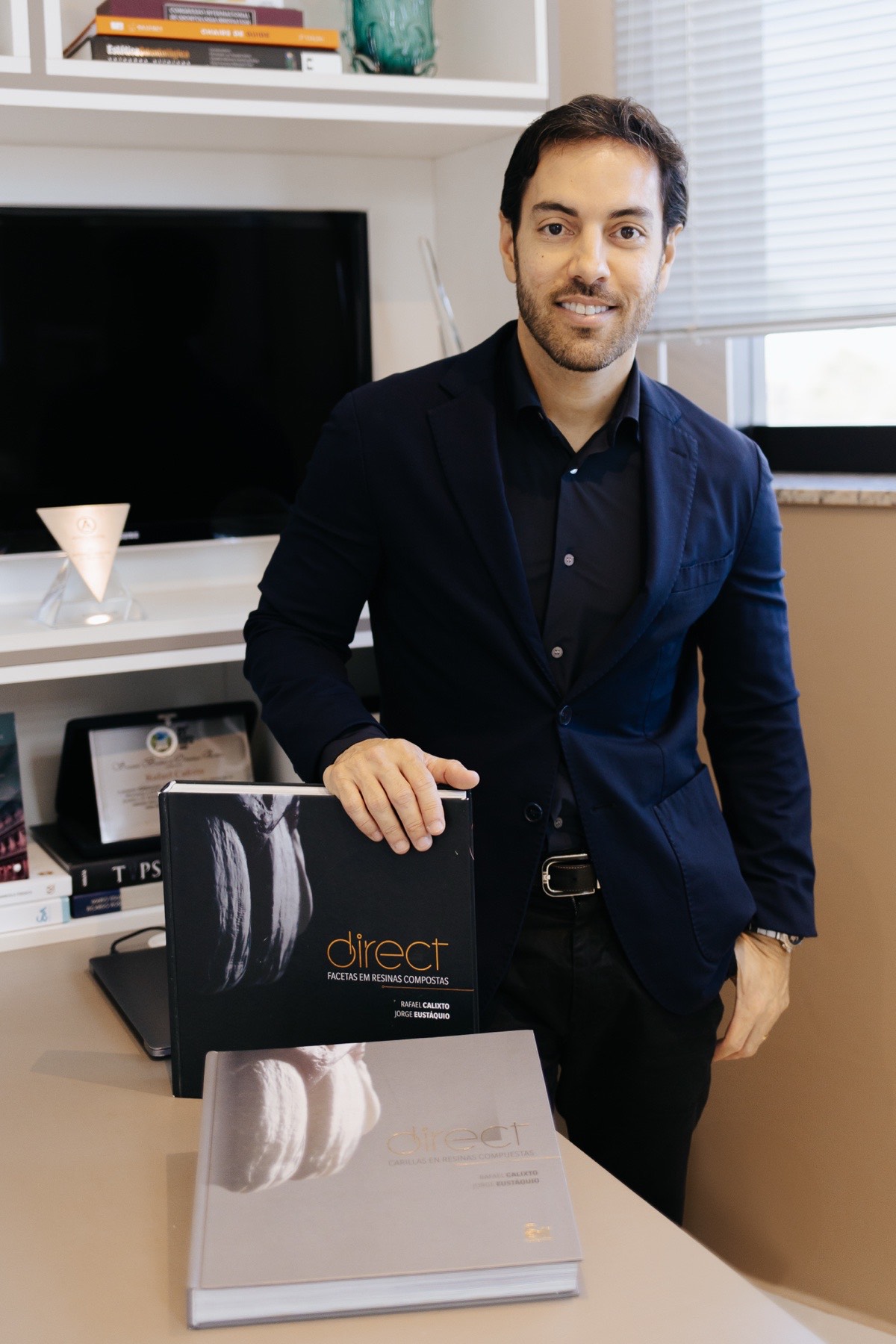 Dr. Rafael Calixto na Clínica Calixto Odontologia
